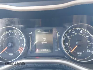 2015 Jeep Cherokee Latitude with VIN 1C4PJMCB3FW652553, listed as a IAAI auction lot 41881238 with 161,944 mi miles and . Bid and sale history available at DreamBid. Image 7.