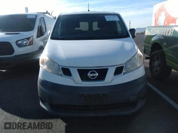 2015 Nissan NV200 SV z VIN 3N6CM0KN6FK701120, wystawiony jako IAAI lot #41971475 z przebiegiem 209 564 mil mil oraz . Historia ofert i sprzedaży dostępna na DreamBid. Obrazek 12.