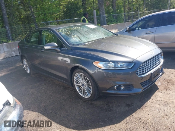2015 Ford Fusion SE with VIN 3FA6P0HD2FR261223, listed as a IAAI auction lot 42109893 with 74,965 mi miles. Bid and sale history available at carsss.com. Image 1.