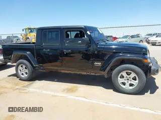 2023 Jeep Gladiator Overland z VIN 1C6HJTFG0PL564298, wystawiony jako IAAI lot #42149117 z przebiegiem 65 416 mil mil oraz . Historia ofert i sprzedaży dostępna na DreamBid. Obrazek 13.