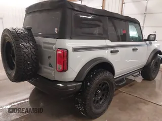 2022 Ford Bronco with VIN 1FMEE5DH4NLB88639, listed as a IAAI auction lot 41597123 with 31,897 mi miles. Bid and sale history available at carsss.com. Image 4.