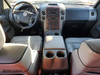 2006 Lincoln Mark LT with VIN 5LTPW18596FJ09465, listed as a Copart auction lot 80743804 with 188,377 mi miles and Clean Title. Bid and sale history available at carsss.com. Image 8.