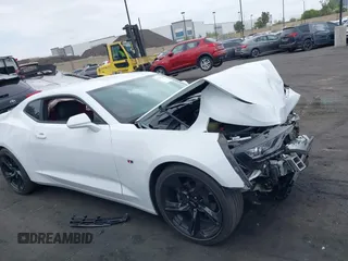 2023 Chevrolet Camaro 2LT z VIN 1G1FD1RS1P0132244, wystawiony jako IAAI lot #42110410 z przebiegiem 39 031 mil mil oraz . Historia ofert i sprzedaży dostępna na DreamBid. Obrazek 14.