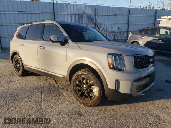 2023 Kia Telluride SX X-Line with VIN 5XYP5DGC9PG364624, listed as a Copart auction lot 80319664 with 12,574 mi miles and Salvage title. Bid and sale history available at DreamBid. Image 4.