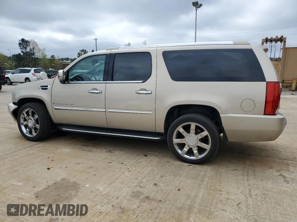 2008 Cadillac Escalade ESV z VIN 1GYFK668X8R195644, wystawiony jako Copart lot #51516375 z przebiegiem 212 510 mil mil oraz Szkoda całkowita • Salvage title. Historia ofert i sprzedaży dostępna na DreamBid. Obrazek 2.