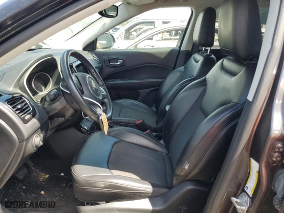 2019 Jeep Compass Latitude with VIN 3C4NJCBB9KT692719, listed as a Copart auction lot 67097294 with 70,586 mi miles and Salvage Title. Bid and sale history available at carsss.com. Image 7.