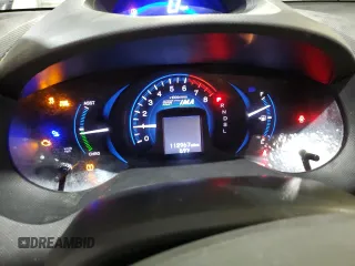 2013 Honda Insight z VIN JHMZE2H36DS002735, wystawiony jako Copart lot #55227875 z przebiegiem 112 967 mil mil oraz Szkoda całkowita • Salvage title. Historia ofert i sprzedaży dostępna na DreamBid. Obrazek 9.