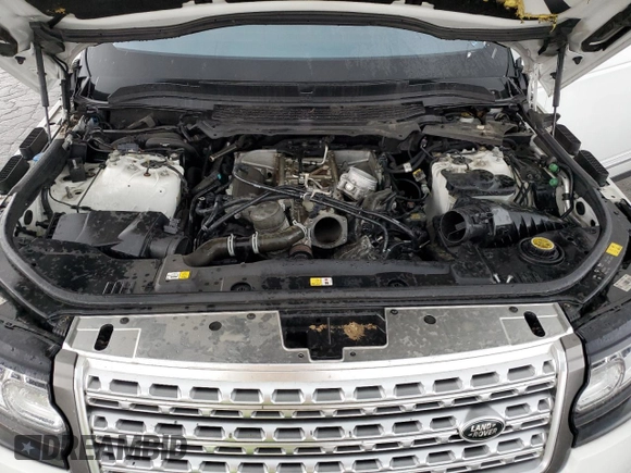 2016 Land Rover Range Rover Supercharged with VIN SALGS2EF3GA274078, listed as a Copart auction lot 51662885 with 73,221 mi miles and Clean title. Bid and sale history available at DreamBid. Image 12.