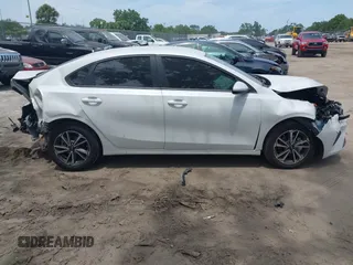 2024 Kia Forte LXS with VIN 3KPF24AD9RE724254, listed as a IAAI auction lot 42101601 with 37,904 mi miles and . Bid and sale history available at DreamBid. Image 13.