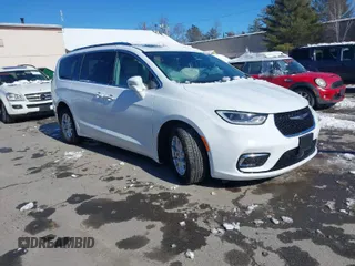 2021 Chrysler Pacifica Touring L z VIN 2C4RC1BG1MR598884, wystawiony jako IAAI lot #41571008 z przebiegiem 22 377 mil mil oraz . Historia ofert i sprzedaży dostępna na DreamBid. Obrazek 1.