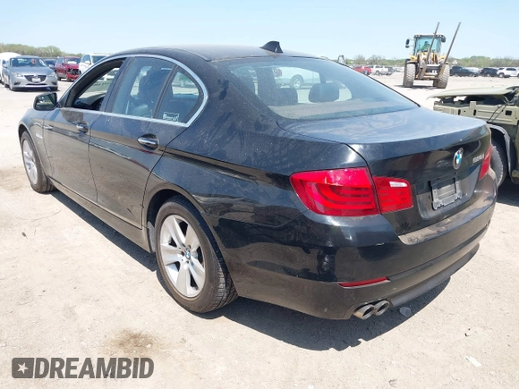 2011 BMW 5 Series 528i with VIN WBAFR1C53BC748964, listed as a IAAI auction lot 41914066 with 134,428 mi miles and . Bid and sale history available at carsss.com. Image 3.