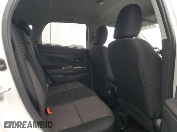 2019 Mitsubishi Outlander ES z VIN JA4AR3AU7KU008518, wystawiony jako Copart lot #58815065 z przebiegiem 82 996 mil mil oraz Czysty tytuł • Clean title. Historia ofert i sprzedaży dostępna na DreamBid. Obrazek 11.