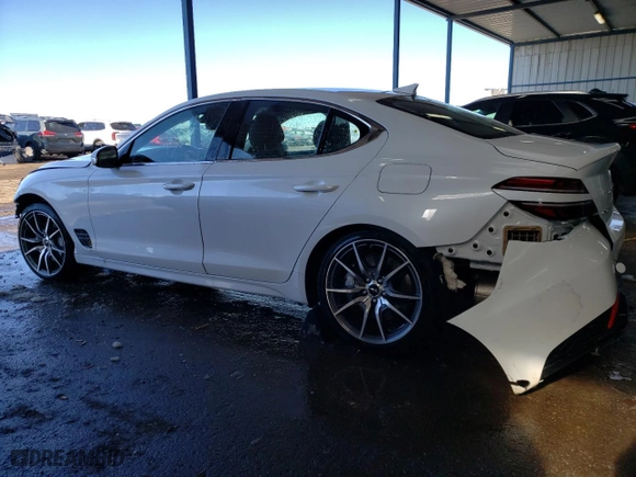 2025 Genesis G70 2.5T with VIN KMTG34SCXSU151204, listed as a Copart auction lot 41758295 with 3,259 mi miles and Clean Title. Bid and sale history available at carsss.com. Image 2.