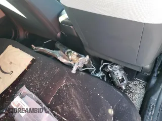 2019 Kia Soul z VIN KNDJN2A23K7694887, wystawiony jako Copart lot #49409285 z przebiegiem Nie podano mil oraz Szkoda całkowita • Salvage title. Historia ofert i sprzedaży dostępna na DreamBid. Obrazek 13.