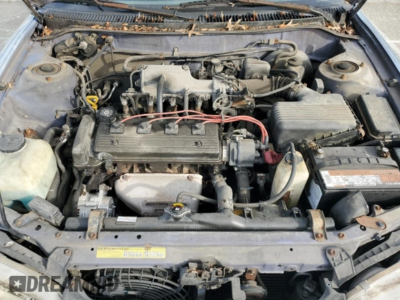 1996 Geo Prizm LSi z VIN 1Y1SK5262TZ041811, wystawiony jako Copart lot #56417875 z przebiegiem 185 771 mil mil oraz Tytuł czysty. Historia ofert i sprzedaży dostępna na DreamBid. Obrazek 11.