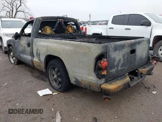 1998 Dodge Dakota SLT with VIN 1B7FL26X6WS656704, listed as a IAAI auction lot 41418285 with Not provided miles and . Bid and sale history available at DreamBid. Image 3.