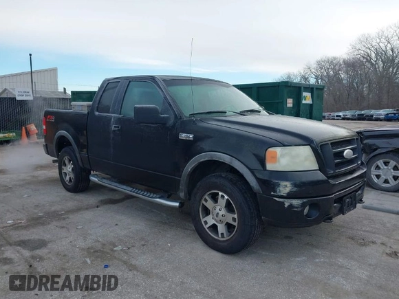 2006 Ford F-150 XLT with VIN 1FTPX14596KA58806, listed as a IAAI auction lot 41729843 with 294,483 mi miles. Bid and sale history available at carsss.com. Image 1.