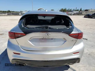 2018 Infiniti QX30 ESSENTIAL with VIN SJKCH5CP0JA056167, listed as a Copart auction lot 49802664 with 122,458 mi miles. Bid and sale history available at carsss.com. Image 6.