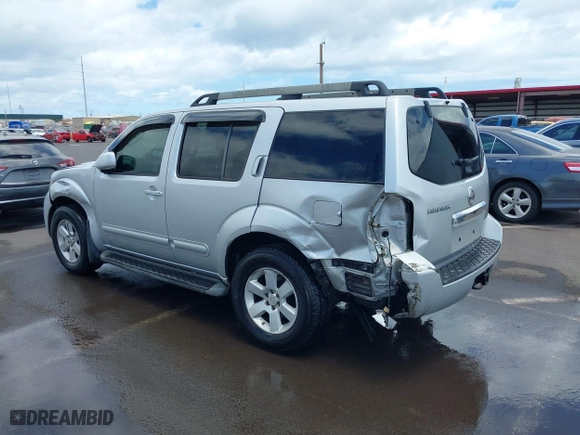 2012 Nissan Pathfinder LE with VIN 5N1AR1NN1CC607558, listed as a IAAI auction lot 39839685 with 147,975 mi miles. Bid and sale history available at carsss.com. Image 3.
