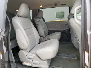 2016 Toyota Sienna XLE with VIN 5TDYK3DC9GS743458, listed as a Copart auction lot 60264865 with 65,272 mi miles and Salvage title. Bid and sale history available at DreamBid. Image 11.