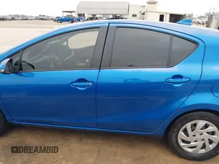 2015 Toyota Prius One with VIN JTDKDTB31F1582344, listed as a IAAI auction lot 41240729 with 190,763 mi miles and . Bid and sale history available at carsss.com. Image 15.