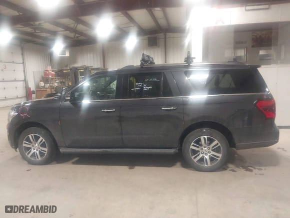 2024 Ford Expedition Max Limited with VIN 1FMJK2A87REA19915, listed as a IAAI auction lot 41631282 with NaN miles. Bid and sale history available at carsss.com. Image 14.