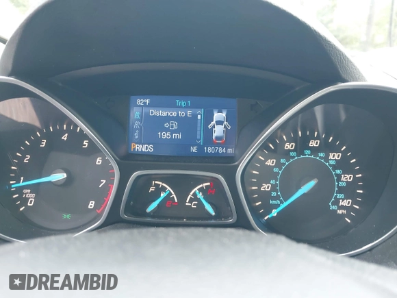 2013 Ford Escape SE z VIN 1FMCU0GX1DUD22225, wystawiony jako IAAI lot #42755402 z przebiegiem 180 784 mil mil oraz . Historia ofert i sprzedaży dostępna na DreamBid. Obrazek 7.