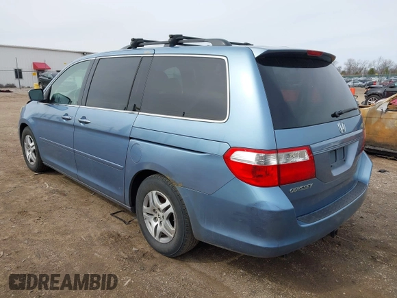 2006 Honda Odyssey EX-L with VIN 5FNRL38736B000599, listed as a IAAI auction lot 41862050 with 225,164 mi miles. Bid and sale history available at carsss.com. Image 3.