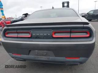 2015 Dodge Challenger R/T with VIN 2C3CDZAT5FH710566, listed as a IAAI auction lot 42042697 with 97,206 mi miles and . Bid and sale history available at DreamBid. Image 17.