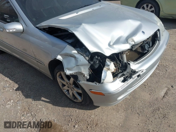 2003 Mercedes-Benz C 230 Kompressor with VIN WDBRF40J33F431857, listed as a IAAI auction lot 41810168 with 120,096 mi miles and . Bid and sale history available at DreamBid. Image 12.