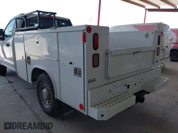 2017 Ford F-250 XL с VIN 1FDBF2A68HED79734, выставлен на аукционе IAAI как лот 42479755 с пробегом 59 208 миль миль и . История ставок и продаж доступна на DreamBid. Изображение 3.
