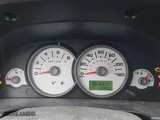 2007 Ford Escape XLT with VIN 1FMCU03Z87KA66723, listed as a IAAI auction lot 42071912 with 170,602 mi miles. Bid and sale history available at carsss.com. Image 7.