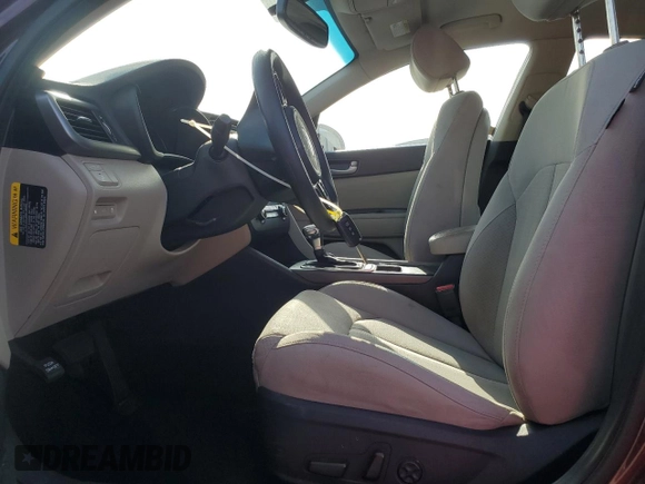 2016 Kia Optima LX z VIN 5XXGT4L39GG038855, wystawiony jako Copart lot #59394245 z przebiegiem 169 825 mil mil oraz Nie do naprawy • Non repairable. Historia ofert i sprzedaży dostępna na DreamBid. Obrazek 7.