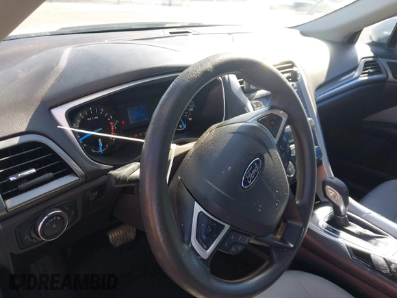2014 Ford Fusion S with VIN 1FA6P0G79E5383039, listed as a IAAI auction lot 42037262 with 192,400 mi miles and . Bid and sale history available at DreamBid. Image 17.