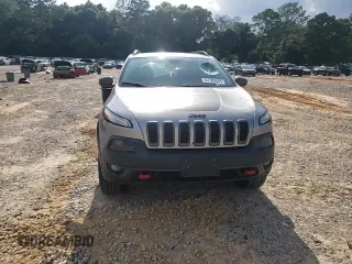2016 Jeep Cherokee Trailhawk z VIN 1C4PJMBSXGW121272, wystawiony jako Copart lot #61769505 z przebiegiem 119 353 mil mil oraz Szkoda całkowita • Salvage title. Historia ofert i sprzedaży dostępna na DreamBid. Obrazek 14.