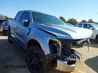 2022 Ford F-150 XL with VIN 1FTFW1E89NFB16010, listed as a IAAI auction lot 41520316 with 18,657 mi miles. Bid and sale history available at carsss.com. Image 1.