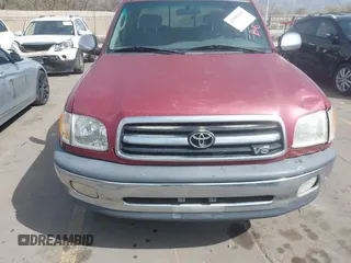 2001 Toyota Tundra SR5 with VIN 5TBRT34171S211237, listed as a IAAI auction lot 41980162 with 390,216 mi miles. Bid and sale history available at carsss.com. Image 11.