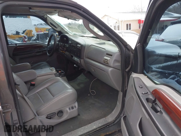 2005 Ford F-250 XL with VIN 1FTSW21P05EA15266, listed as a IAAI auction lot 41625540 with 248,211 mi miles and . Bid and sale history available at DreamBid. Image 5.
