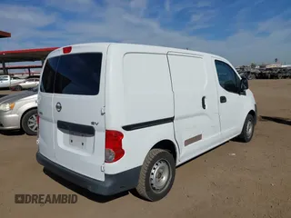 2016 Nissan NV200 S z VIN 3N6CM0KNXGK698661, wystawiony jako IAAI lot #41566086 z przebiegiem 249 676 mil mil oraz . Historia ofert i sprzedaży dostępna na DreamBid. Obrazek 4.