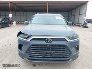 2024 Toyota Grand Highlander Hybrid XLE with VIN 5TDACAB54RS020546, listed as a IAAI auction lot 41610481 with 16,000 mi miles. Bid and sale history available at carsss.com. Image 12.