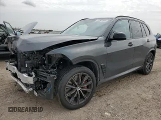 2024 BMW X5 M60i with VIN 5UX33EU03R9S57382, listed as a Copart auction lot 47561935 with 16,305 mi miles and Salvage Title. Bid and sale history available at carsss.com. Image 1.