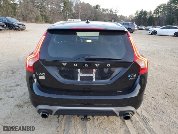 2017 Volvo V60 R-Design Platinum with VIN YV149MSS4H1373460, listed as a Copart auction lot 80723864 with 90,485 mi miles and Salvage Title. Bid and sale history available at carsss.com. Image 6.