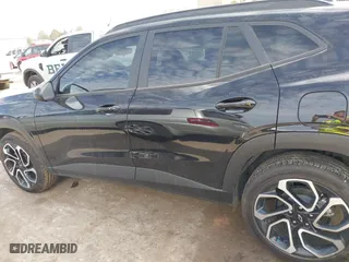 2025 Chevrolet Trax 2RS with VIN KL77LJEP7SC079702, listed as a IAAI auction lot 41571674 with 4,789 mi miles. Bid and sale history available at carsss.com. Image 14.