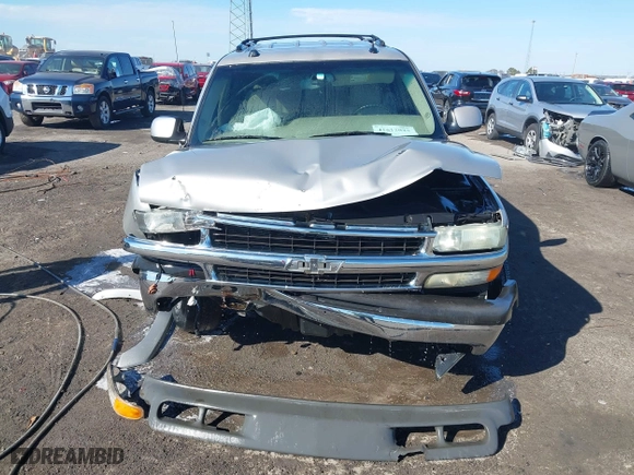 2004 Chevrolet Tahoe LT with VIN 1GNEC13ZX4J108596, listed as a IAAI auction lot 41612043 with 1 mi miles. Bid and sale history available at carsss.com. Image 12.