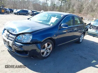 2009 Volkswagen Jetta SE with VIN 3VWRZ71K59M057372, listed as a IAAI auction lot 41741847 with 197,105 mi miles and . Bid and sale history available at DreamBid. Image 2.