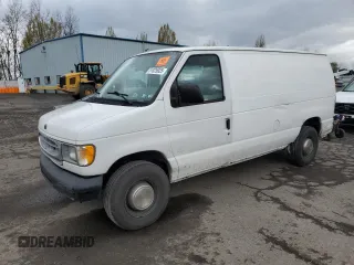 2001 Ford Econoline Cargo z VIN 1FTNE242X1HA45688, wystawiony jako Copart lot #51825025 z przebiegiem 195 509 mil mil oraz Szkoda całkowita • Salvage title. Historia ofert i sprzedaży dostępna na DreamBid. Obrazek 1.