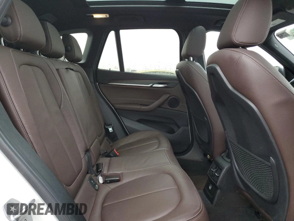 2017 BMW X1 xDrive28i with VIN WBXHT3C35H5F72686, listed as a Copart auction lot 39070823 with 41,723 mi miles. Bid and sale history available at carsss.com. Image 10.