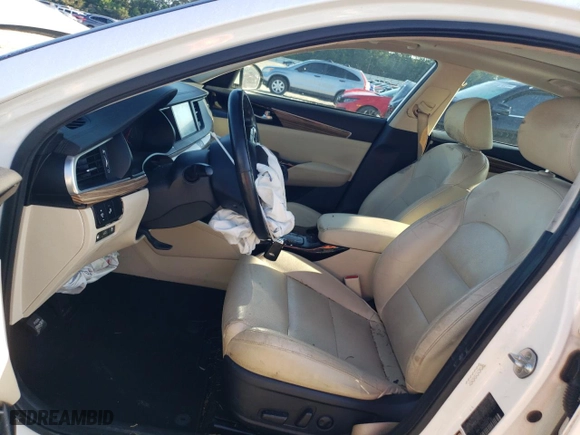 2017 Kia Cadenza Premium with VIN KNALC4J10H5043543, listed as a Copart auction lot 56414784 with 105,719 mi miles and Salvage Title. Bid and sale history available at carsss.com. Image 7.