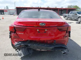 2019 Kia Forte LXS z VIN 3KPF24AD9KE014180, wystawiony jako IAAI lot #42093829 z przebiegiem 67 402 mil mil oraz . Historia ofert i sprzedaży dostępna na DreamBid. Obrazek 17.