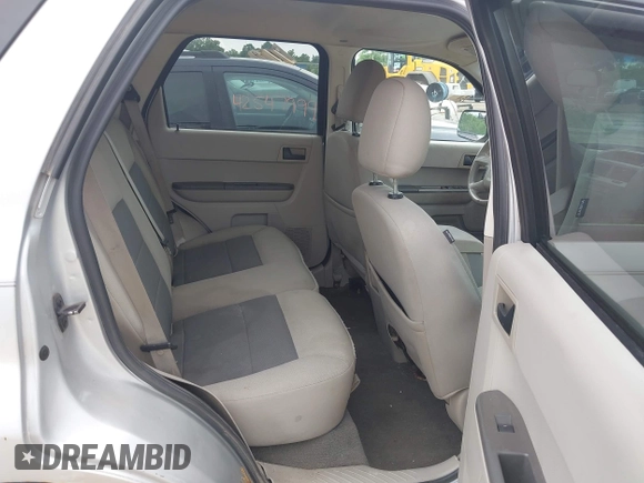 2008 Ford Escape XLT с VIN 1FMCU93128KA54213, выставлен на аукционе IAAI как лот 42558890 с пробегом 115 995 миль миль и . История ставок и продаж доступна на DreamBid. Изображение 8.
